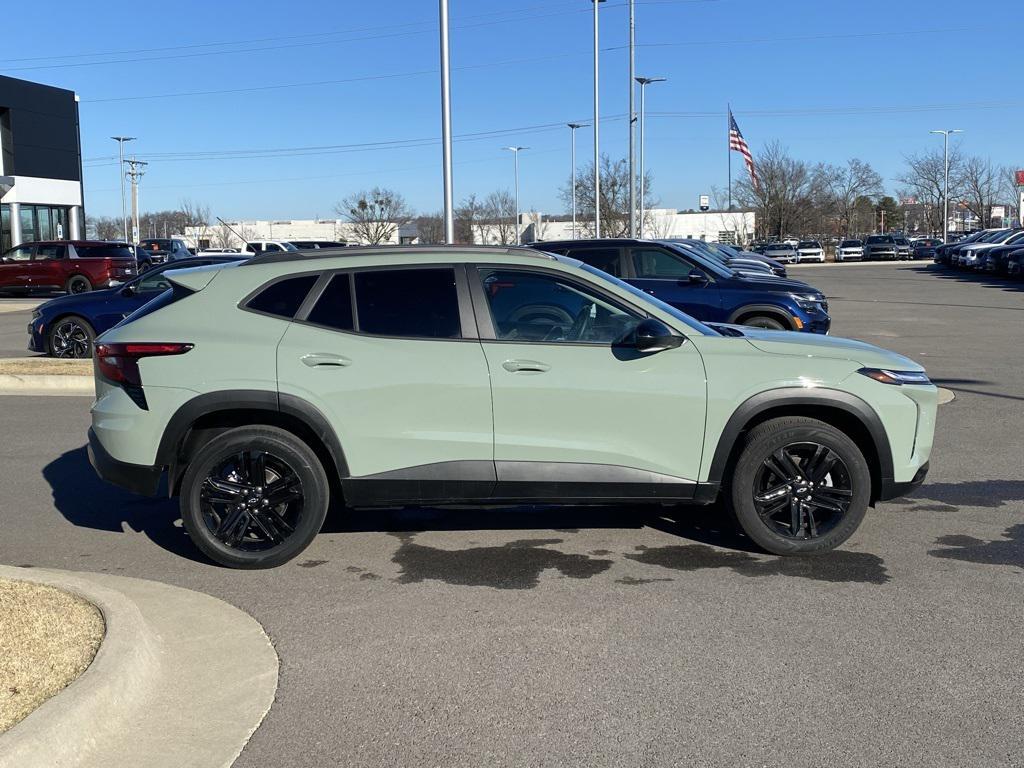 used 2025 Chevrolet Trax car, priced at $25,480