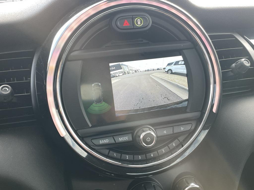 used 2021 MINI Hardtop car, priced at $18,527