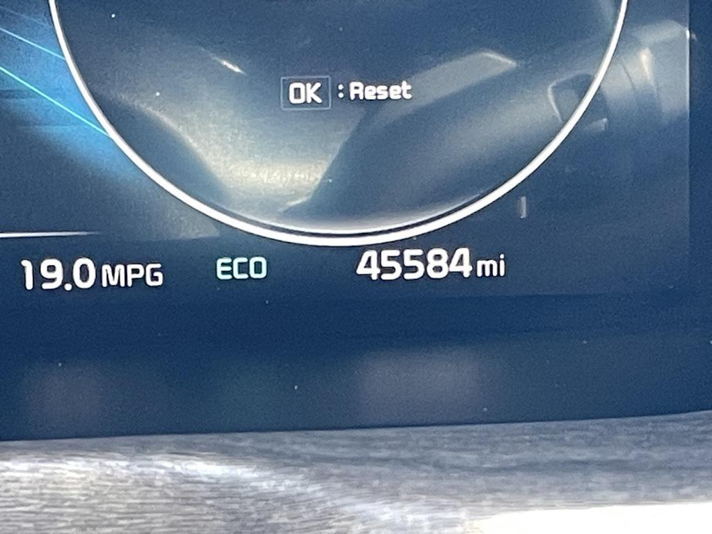 used 2022 Kia Sorento car, priced at $28,937