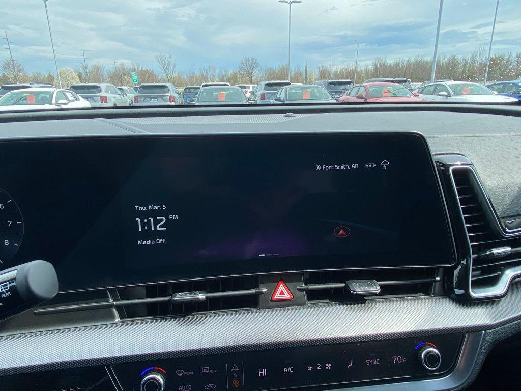 used 2025 Kia Sportage car, priced at $32,000