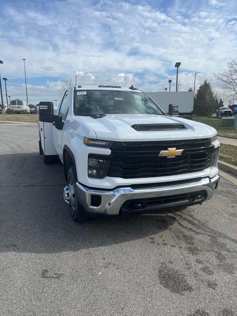 new 2026 Chevrolet Silverado 3500 car, priced at $52,543