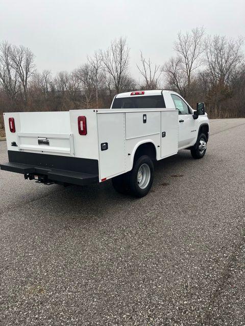new 2025 Chevrolet Silverado 3500 car, priced at $51,343