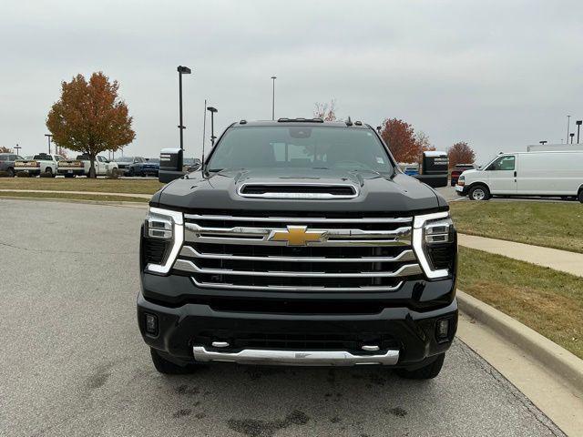 used 2024 Chevrolet Silverado 2500 car, priced at $63,976
