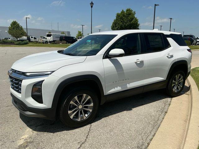 new 2026 Chevrolet Equinox car, priced at $33,127