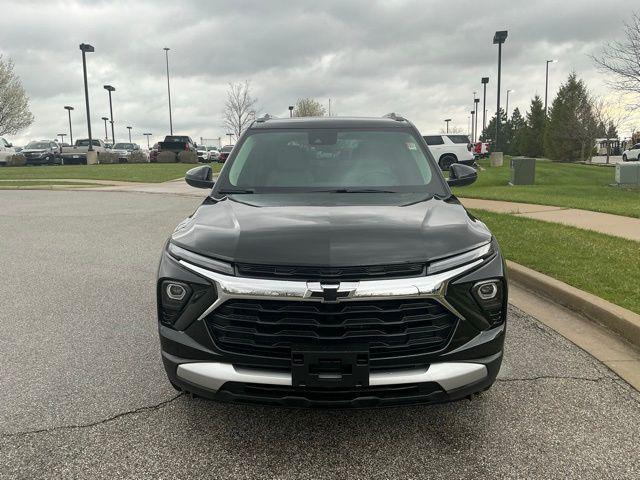 used 2024 Chevrolet TrailBlazer car, priced at $25,200