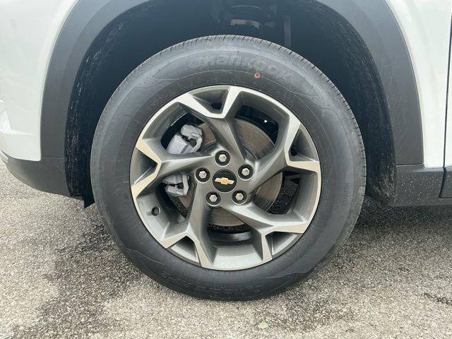 new 2026 Chevrolet Trax car, priced at $25,121