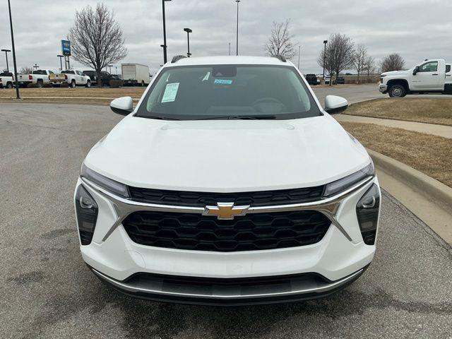 new 2026 Chevrolet Trax car, priced at $25,121