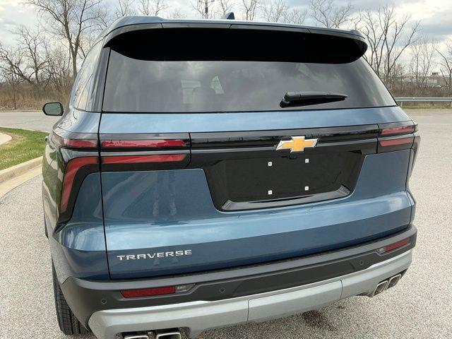 new 2026 Chevrolet Traverse car, priced at $42,515