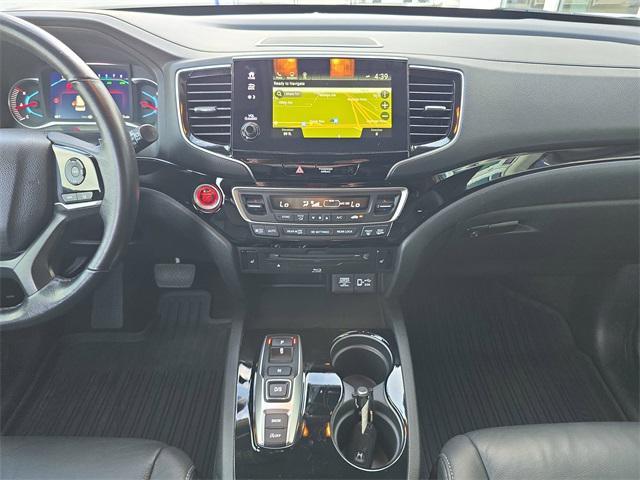 used 2022 Honda Pilot car, priced at $24,995