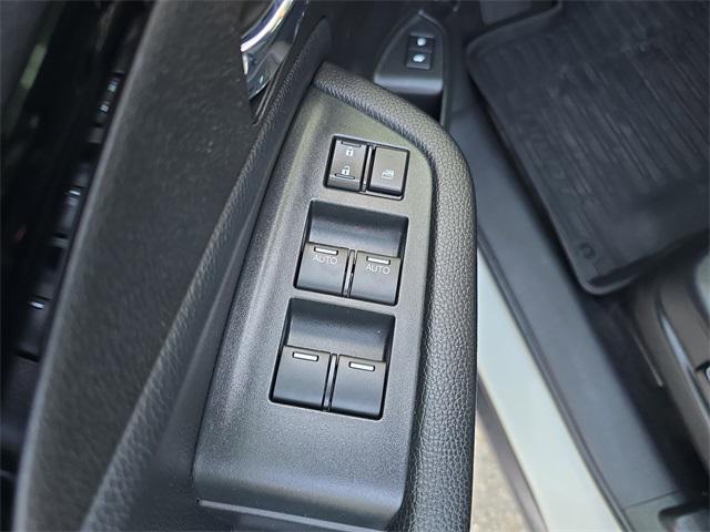 used 2022 Honda Pilot car, priced at $24,995