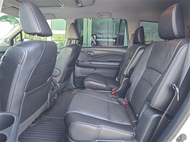 used 2022 Honda Pilot car, priced at $24,995