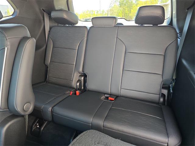 new 2025 Buick Enclave car, priced at $45,968