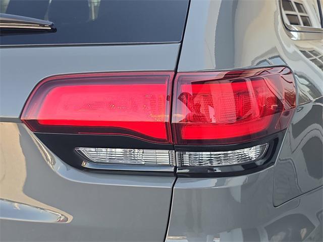 used 2021 Jeep Grand Cherokee car, priced at $16,480