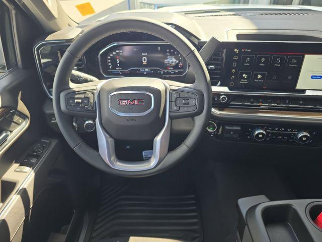 new 2025 GMC Sierra 1500 car, priced at $42,156
