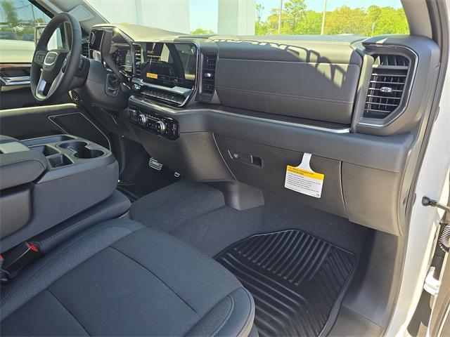 new 2025 GMC Sierra 1500 car, priced at $42,156