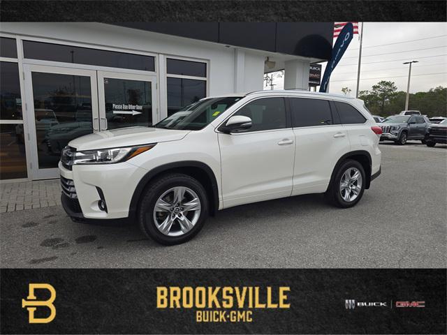 used 2019 Toyota Highlander car, priced at $23,498