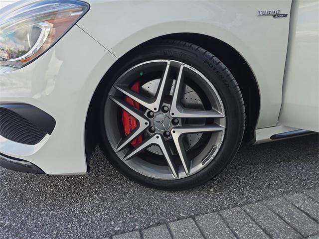 2016 Cirrus White Mercedes-Benz AMG CLA