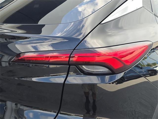 new 2025 Buick Envista car, priced at $24,300