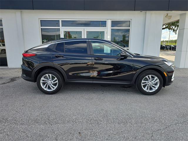 new 2025 Buick Envista car, priced at $24,300