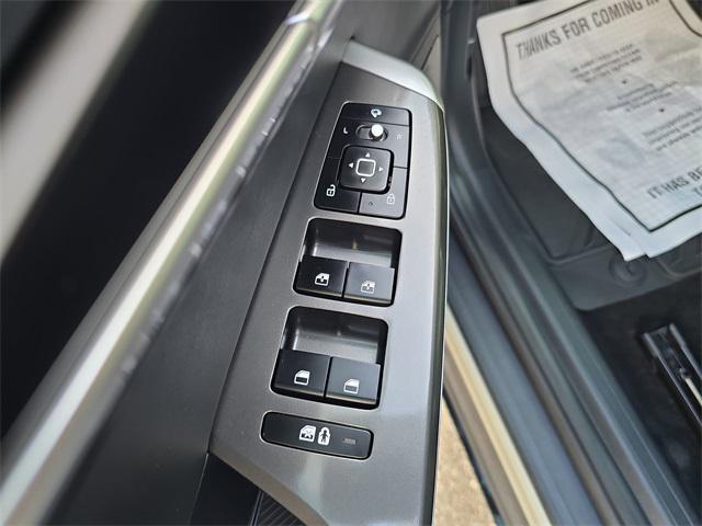 used 2022 Kia EV6 car, priced at $21,499