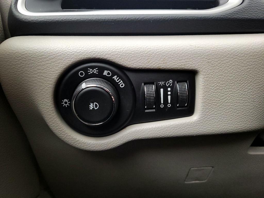 used 2017 Chrysler Pacifica car, priced at $19,998