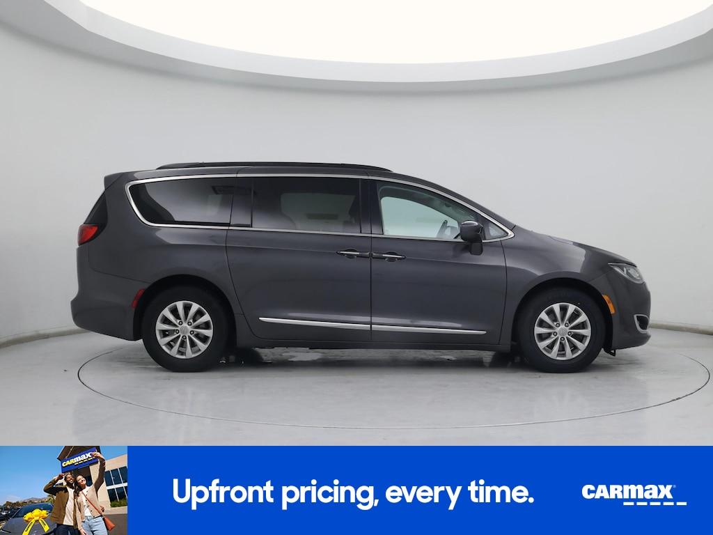 used 2017 Chrysler Pacifica car, priced at $19,998