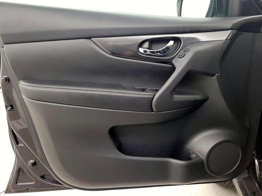 used 2017 Nissan Rogue car, priced at $14,998