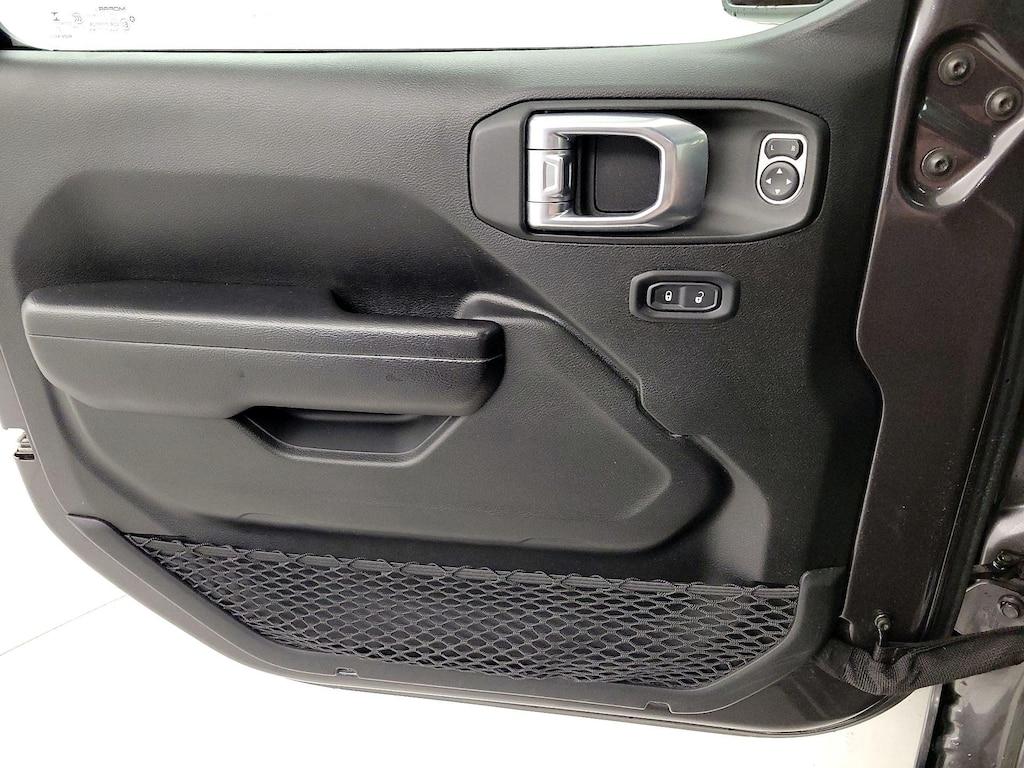 used 2021 Jeep Wrangler car, priced at $26,998