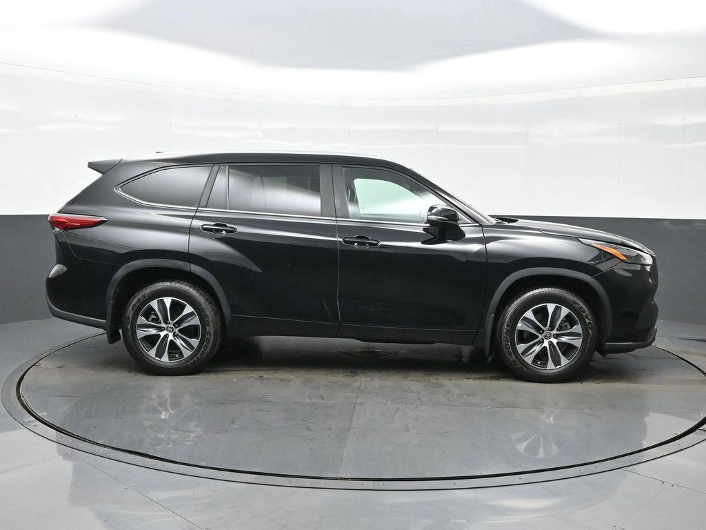 used 2023 Toyota Highlander car, priced at $36,790