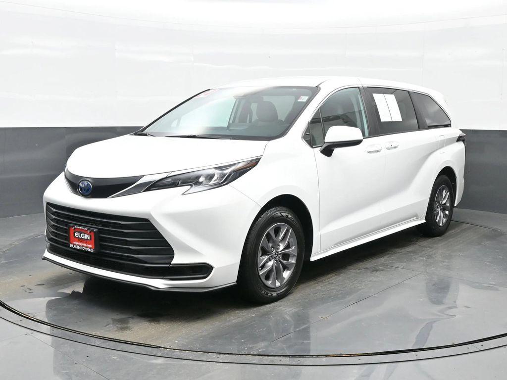 used 2024 Toyota Sienna car, priced at $35,190