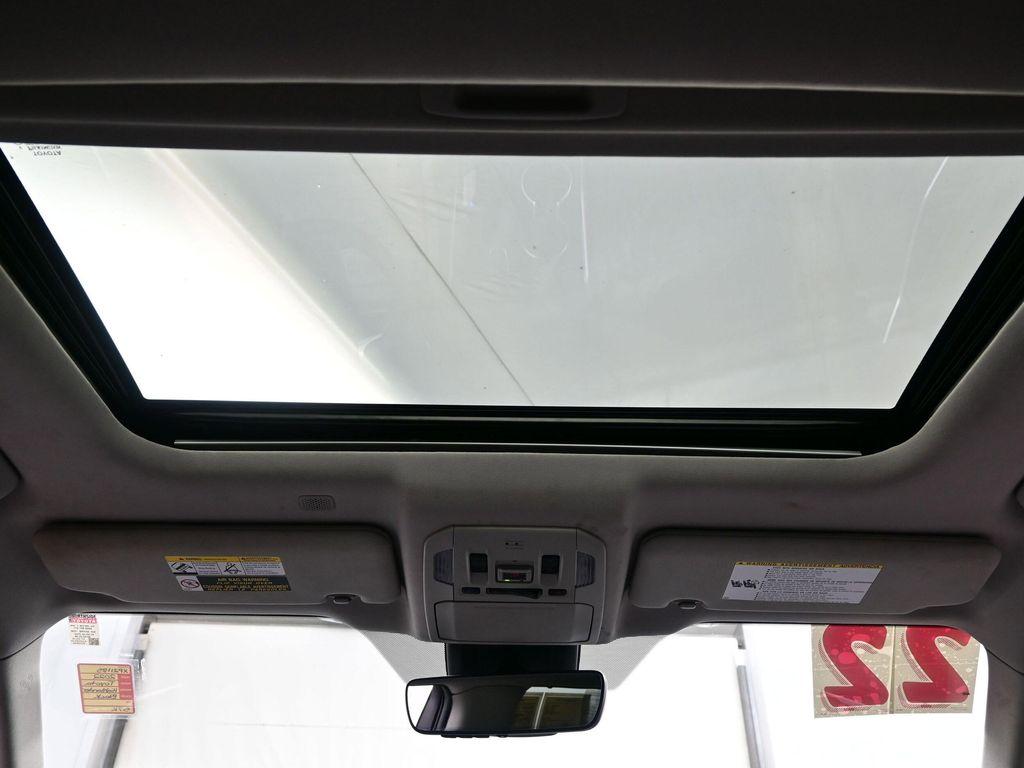 used 2022 Toyota Highlander car, priced at $32,290