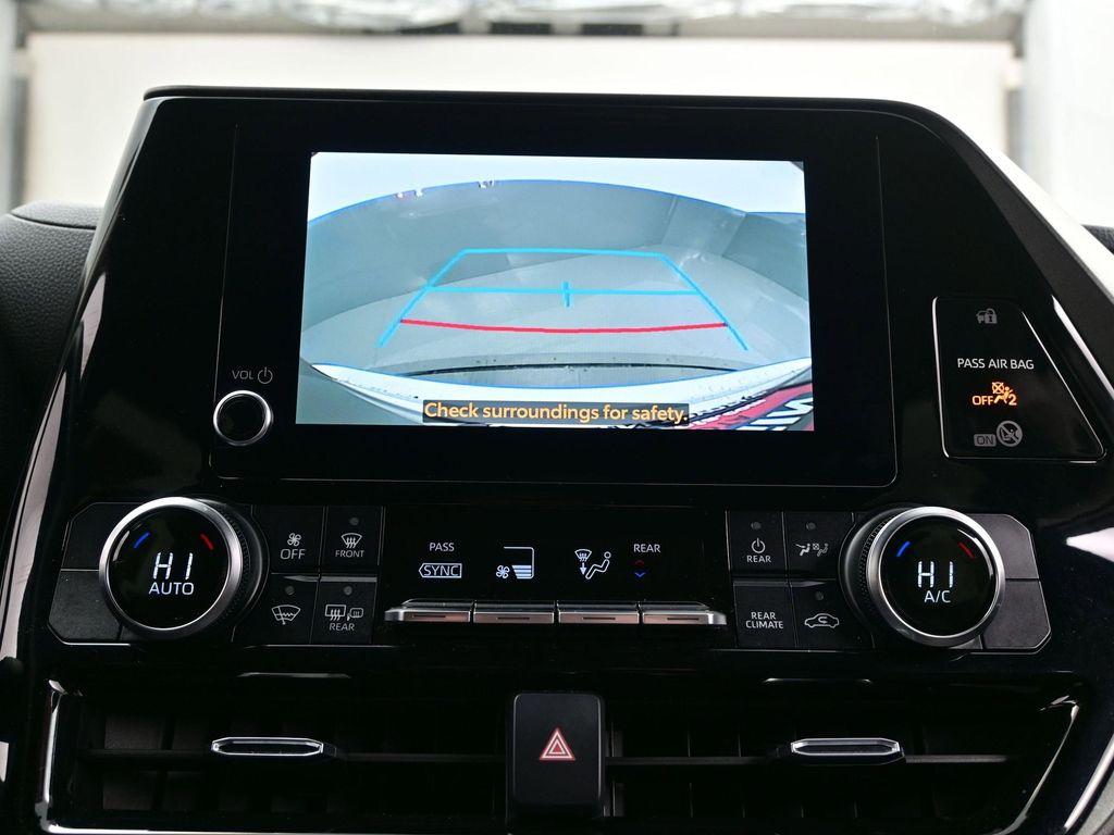 used 2024 Toyota Highlander car, priced at $32,790