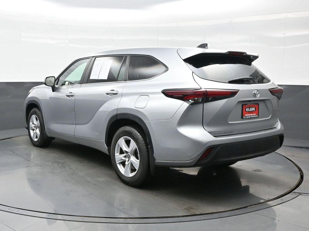 used 2024 Toyota Highlander car, priced at $32,790