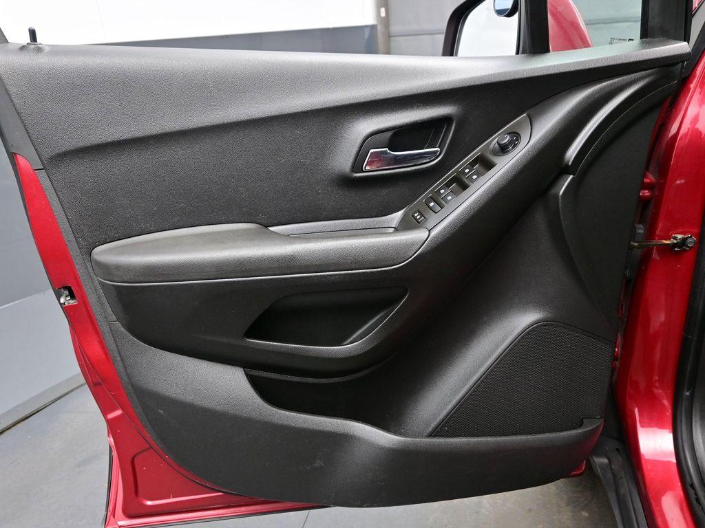 used 2015 Chevrolet Trax car, priced at $8,990