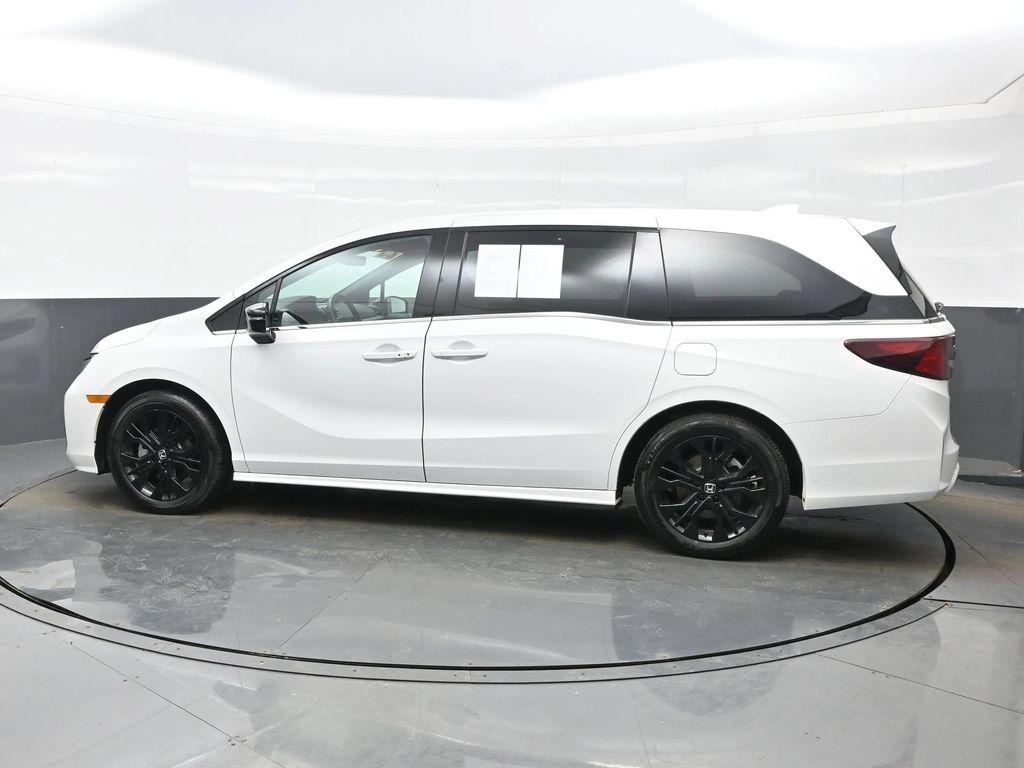 used 2025 Honda Odyssey car, priced at $39,790