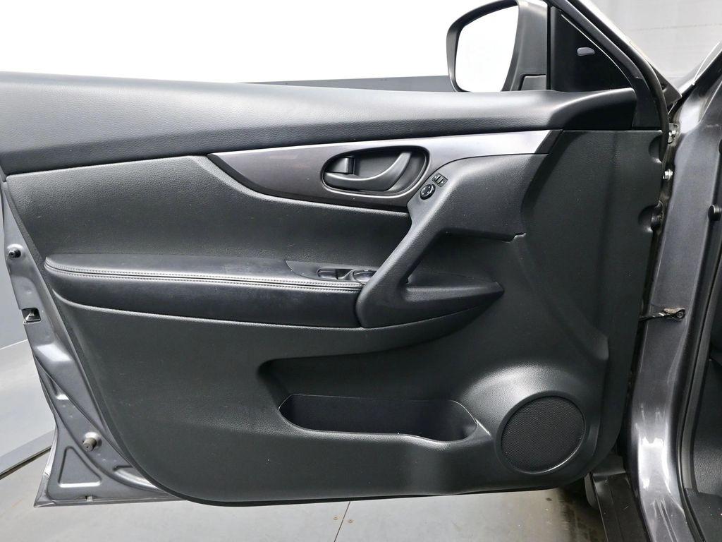 used 2020 Nissan Rogue car, priced at $15,990