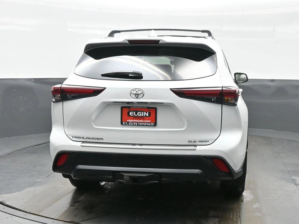 used 2025 Toyota Highlander car, priced at $42,790