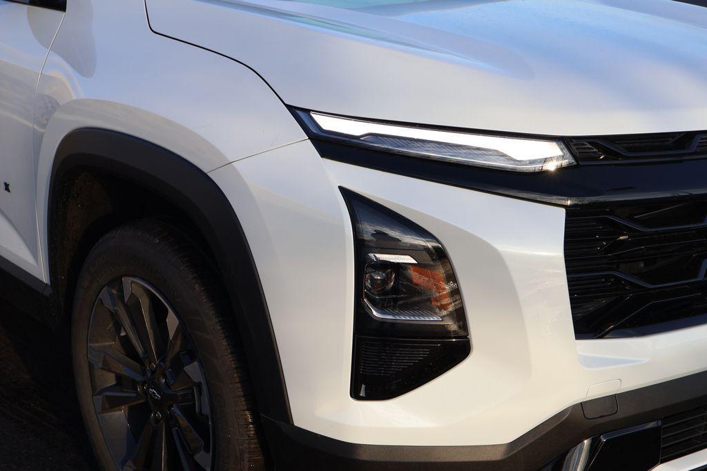 new 2026 Chevrolet Equinox car, priced at $40,835