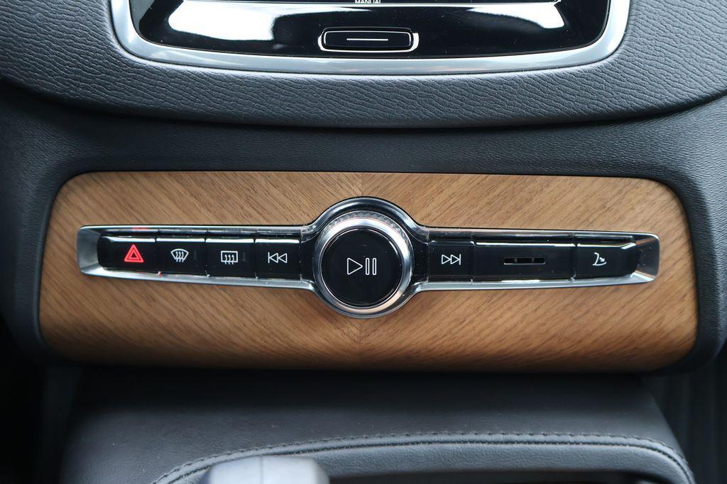 used 2024 Volvo XC90 car, priced at $42,504