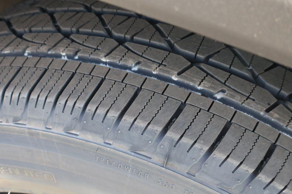 new 2026 Chevrolet Equinox car, priced at $30,495