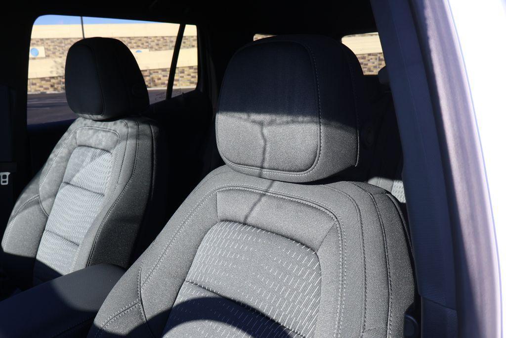 new 2026 Chevrolet Equinox car, priced at $30,495