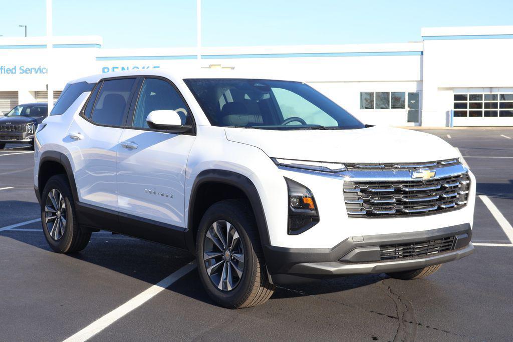 new 2026 Chevrolet Equinox car, priced at $30,495