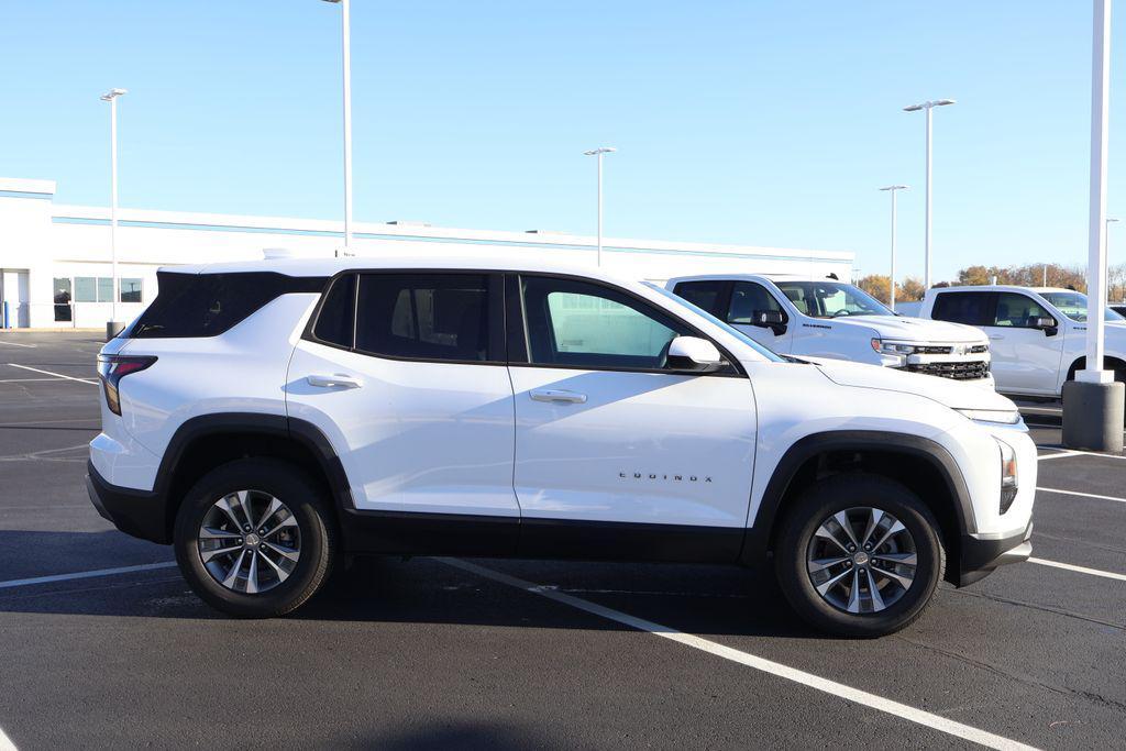 new 2026 Chevrolet Equinox car, priced at $30,495
