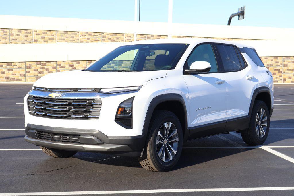 new 2026 Chevrolet Equinox car, priced at $30,495