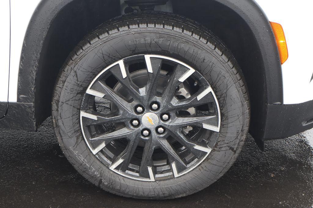 new 2026 Chevrolet Traverse car, priced at $47,945