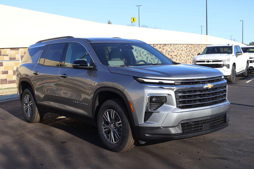 new 2026 Chevrolet Traverse car, priced at $42,795