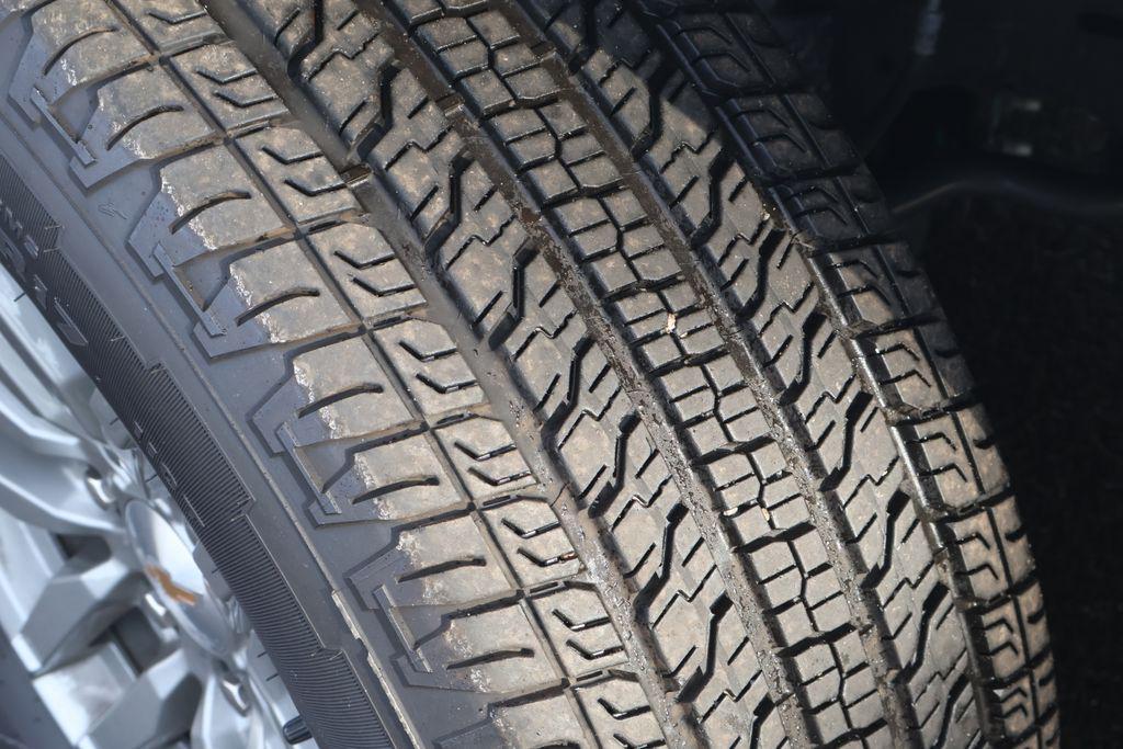 used 2024 Chevrolet Colorado car, priced at $35,424