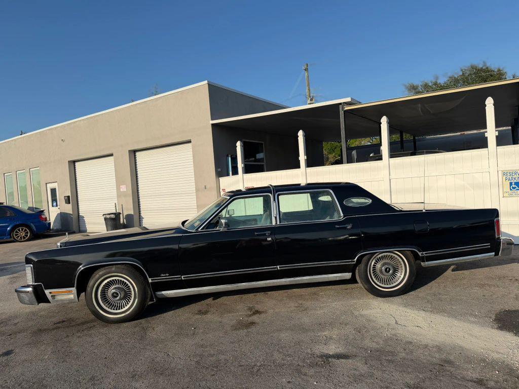 used 1979 Lincoln Town Car car, priced at $9,995