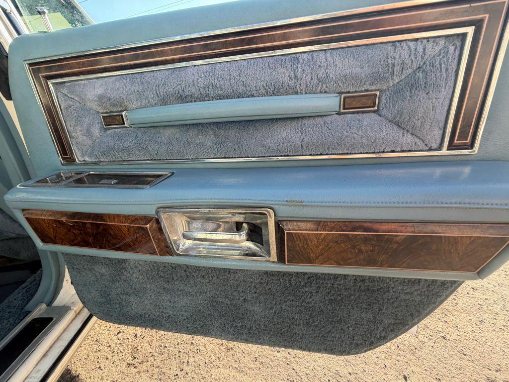 used 1979 Lincoln Town Car car, priced at $9,995