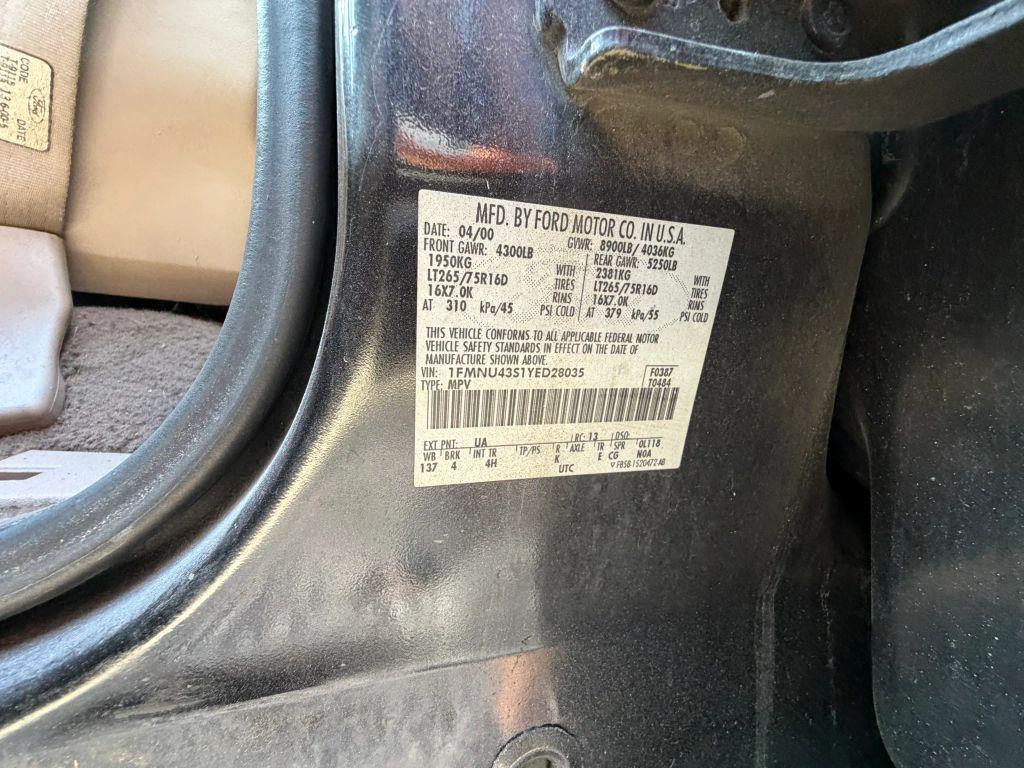 used 2000 Ford Excursion car, priced at $9,995